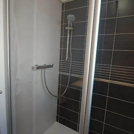 Rénové De 2 , Très Proche Du Centre Et Des Plages Sanary-sur-Mer